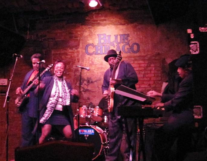 Laretha Weathersby with J. W. Williams and the Chi-Town Hustlers at Blue Chicago.